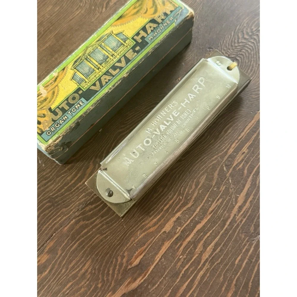 Vintage M. Hohner Auto Valve Harp Harmonica Key of A Silver Metal Original Box